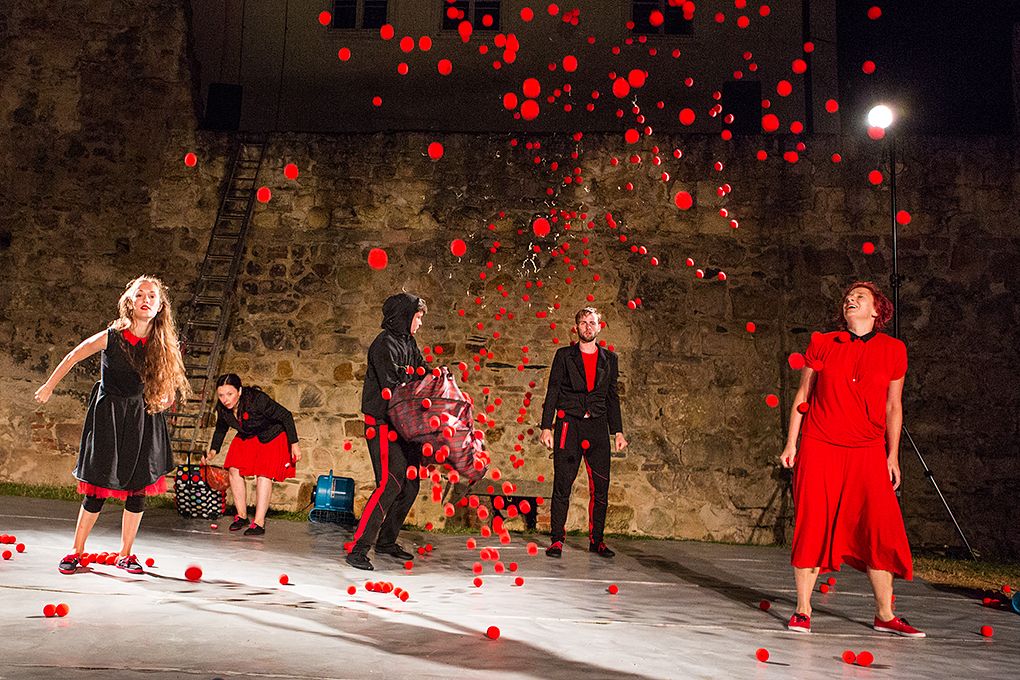 obrázek: Divadelní léto pod plzeňským nebem si letos užívalo více než 6 500 diváků