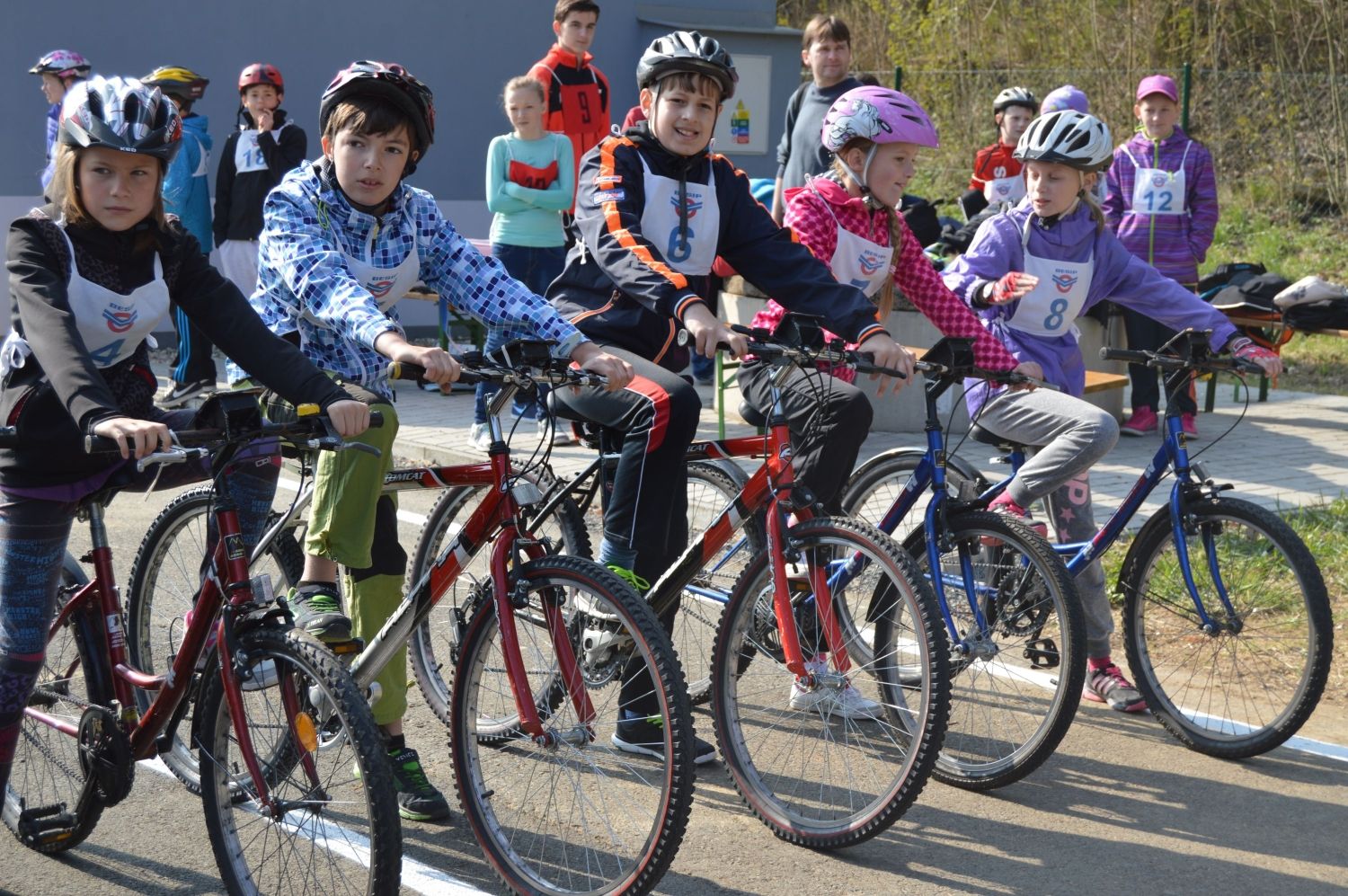 obrázek: Domažlické děti mají nové dopravní hřiště