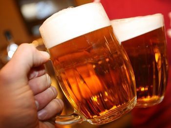 Teplé pondělí nutilo hasit žízeň. Plzeňská záchytka byla plná