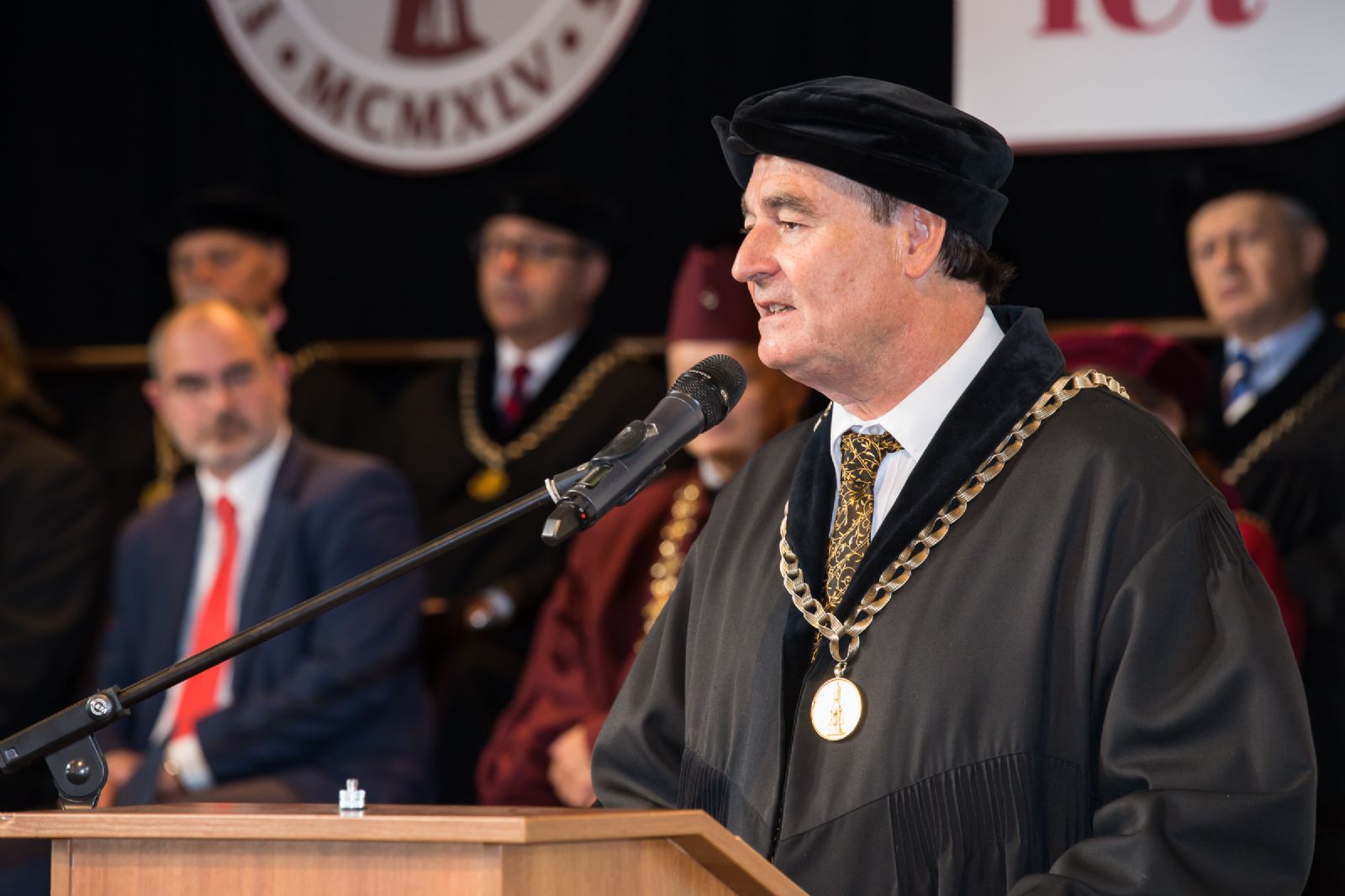 obrázek: Plzeňská Lékařská fakulta Univerzity Karlovy oslavila 70 let od založení 