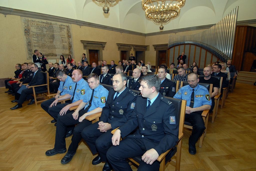 Město Plzeň ocenilo mimořádné činy záchranářů 