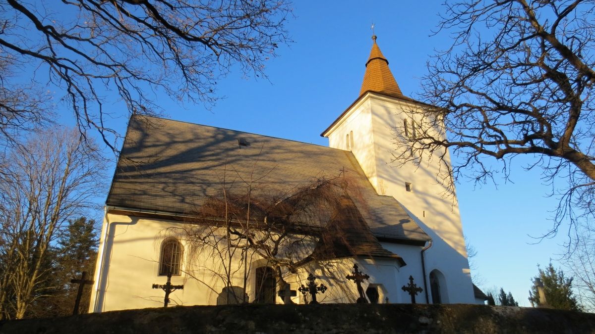 Mouřenec zve na další adventní akce, první je nedělní koncert