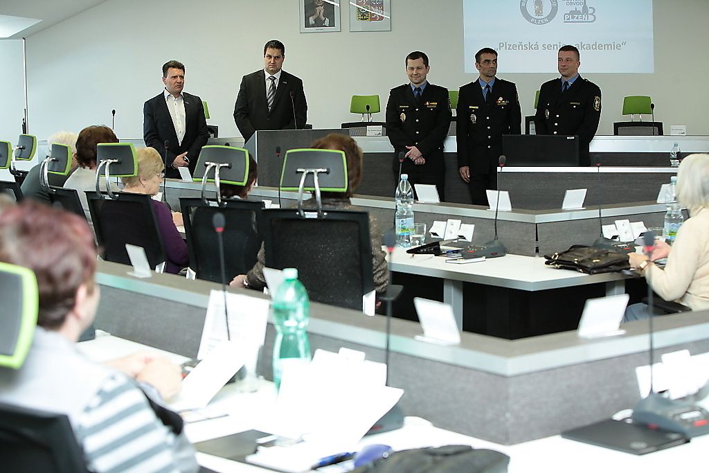 Na plzeňské trojce začala druhá senior akademie 