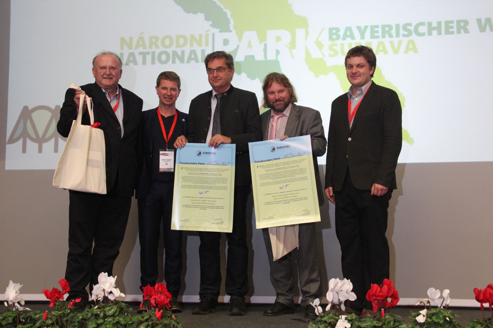 obrázek: Národní parky Bavorský les a Šumava obdržely certifikát „Transboundary Parks“ 