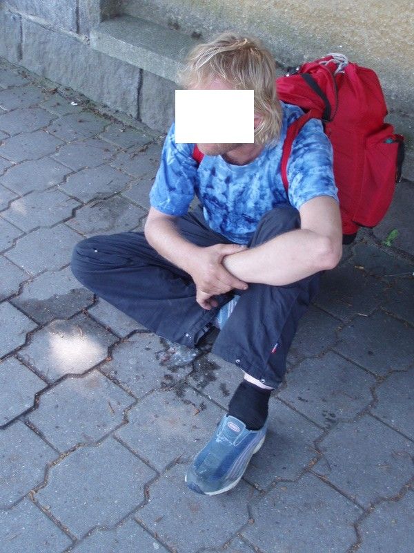 Opilec na Borech nadýchal 4,5 promile, nemohl ani vstát