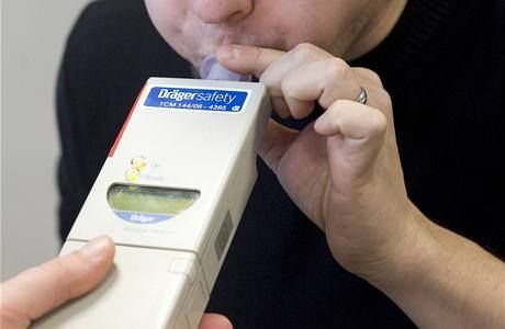 obrázek: S mačetou v ruce vyhrožoval na horažďovické ubytovně 