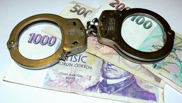Plzeňačka pobírala důchod za zemřelého, hrozí jí dva roky