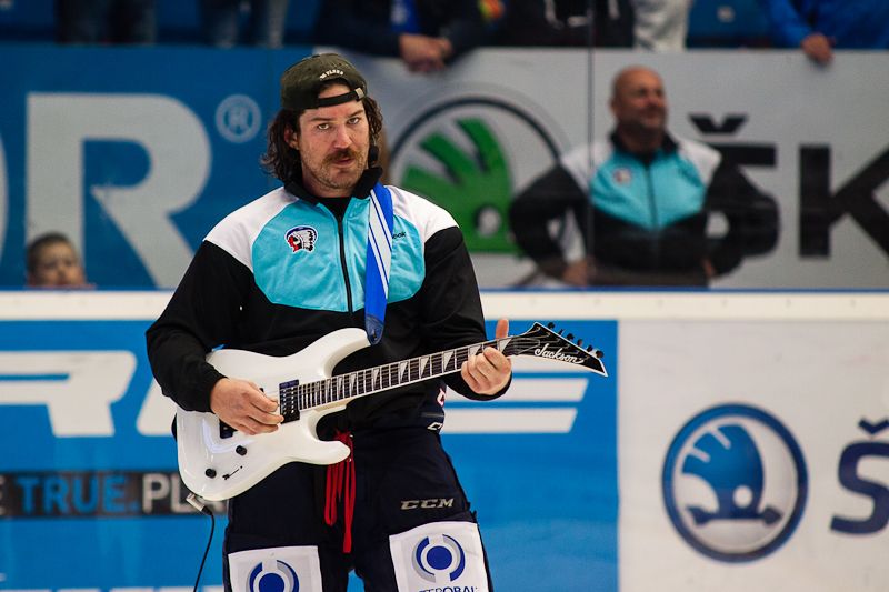 Kádr Indiánů posílí gólman Miroslav Svoboda i americký obránce Jones, Hollweg to v létě zkusí