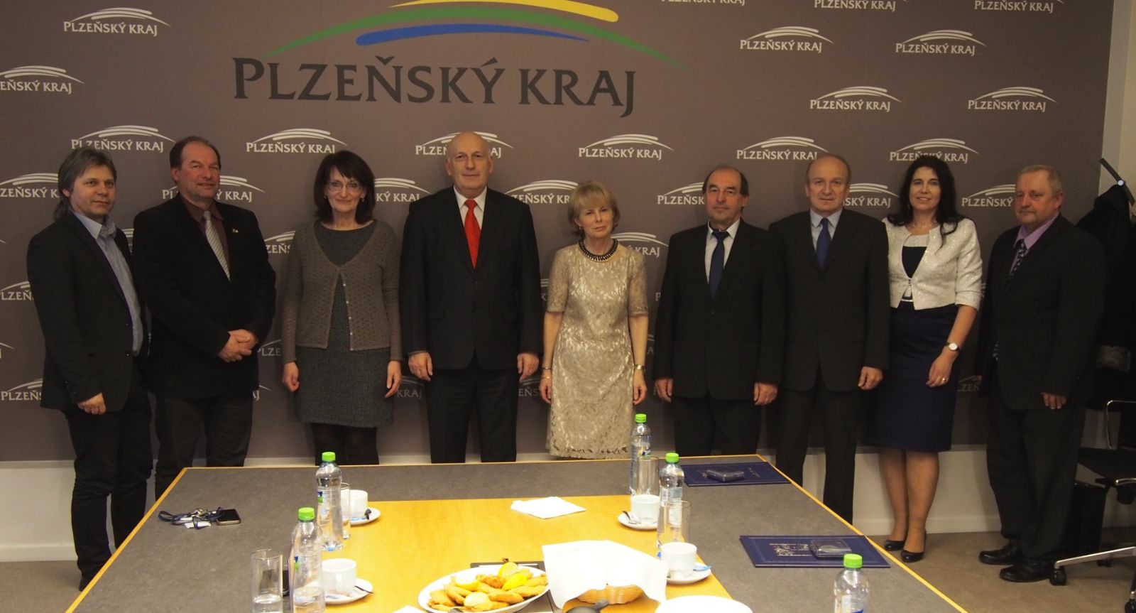 obrázek: Ředitelé středních škol v Plzni převzali ocenění hejtmana