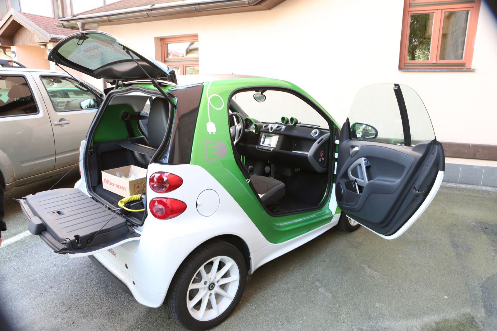obrázek: Reliéf šumavské krajiny není pro elektromobily problém 