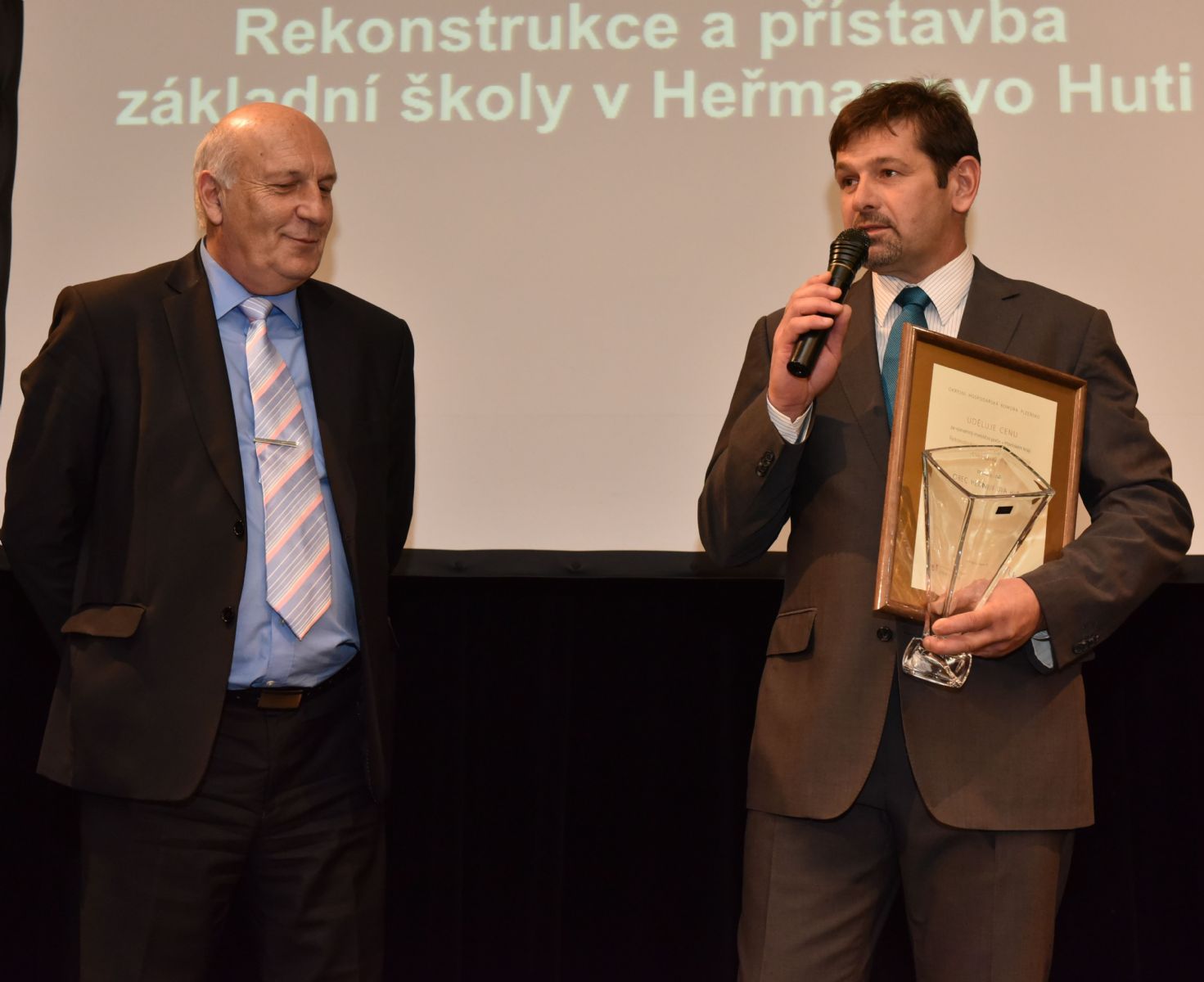 Slavnostní galavečer v Měšťanské besedě zakončil osmý ročník fóra FINPEX 