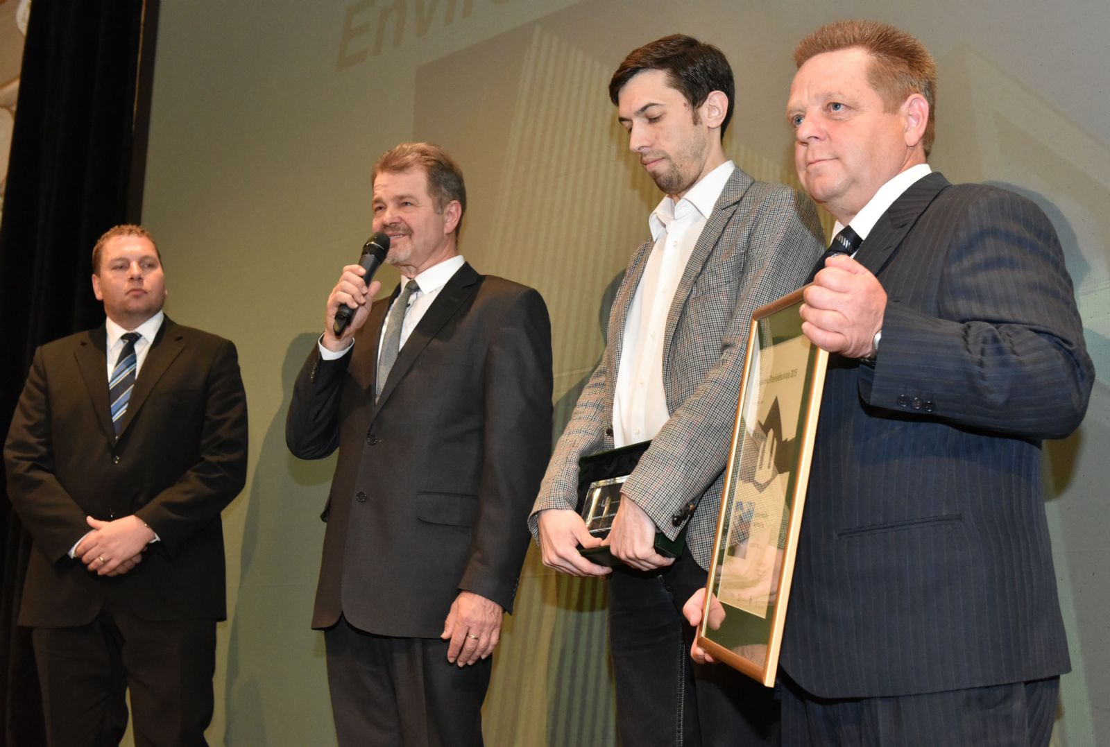 obrázek: Titul Stavba roku Plzeňského kraje 2015 získal Dům přírody Klenčí i přístavba U Zvonu 