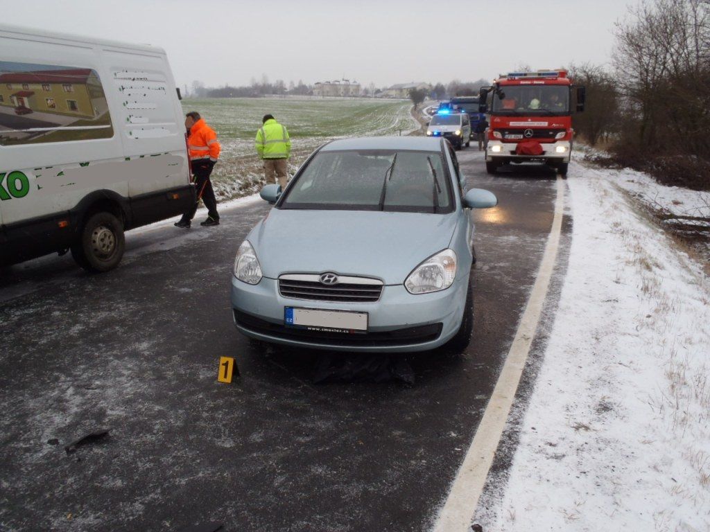 U nehody v Draženově musel zasahovat vrtulník