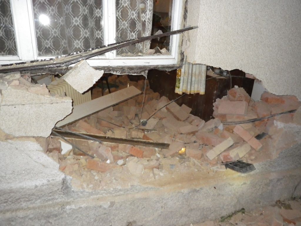 obrázek: V Líních prorazilo auto zeď rodinného domu