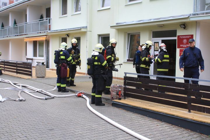V plzeňském domě pro seniory ve čtvrtek cvičně hořelo