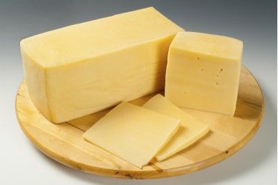 V rokycanském obchodě ukradl sýry za tři sta korun