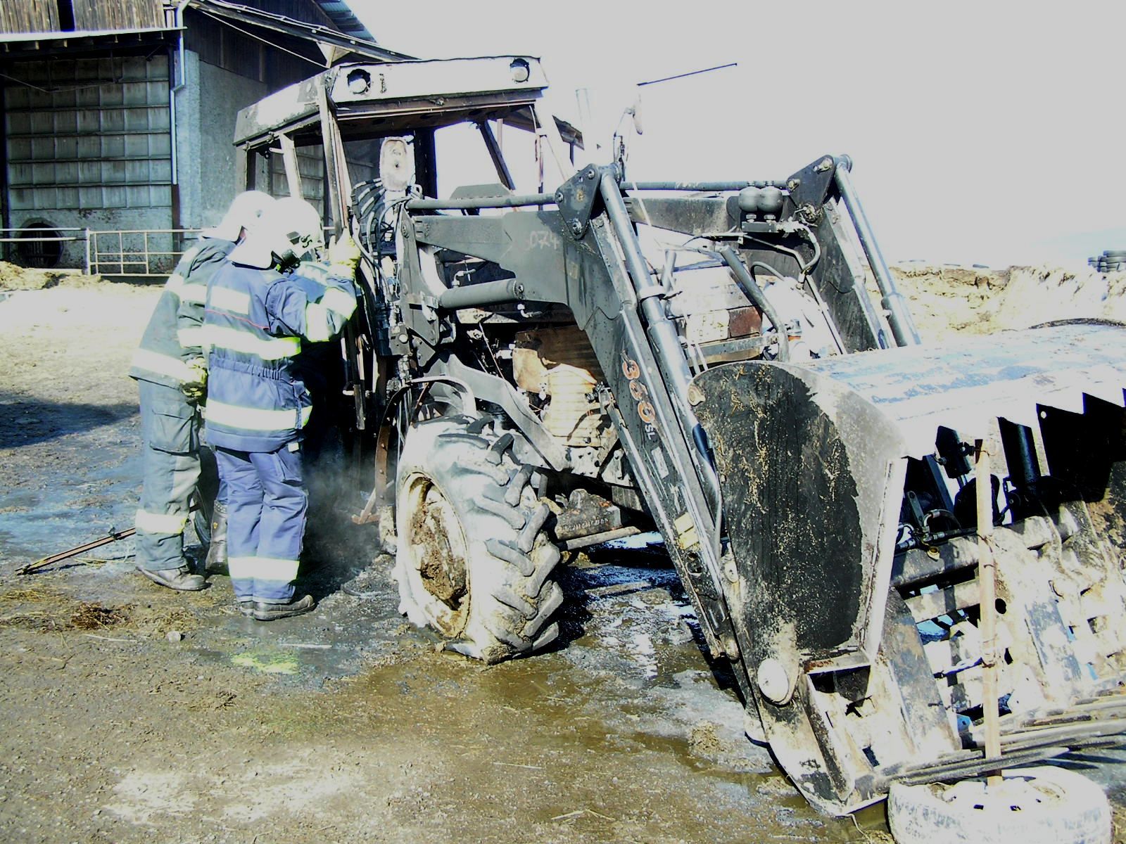 V Životicích hořel traktor, škoda 300 tisíc korun