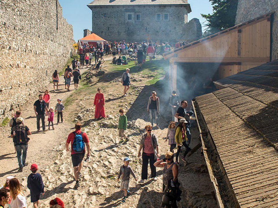 Hrad Kašperk zahájí sezonu o Velikonocích. Připravuje prohlídky i bohatý program
