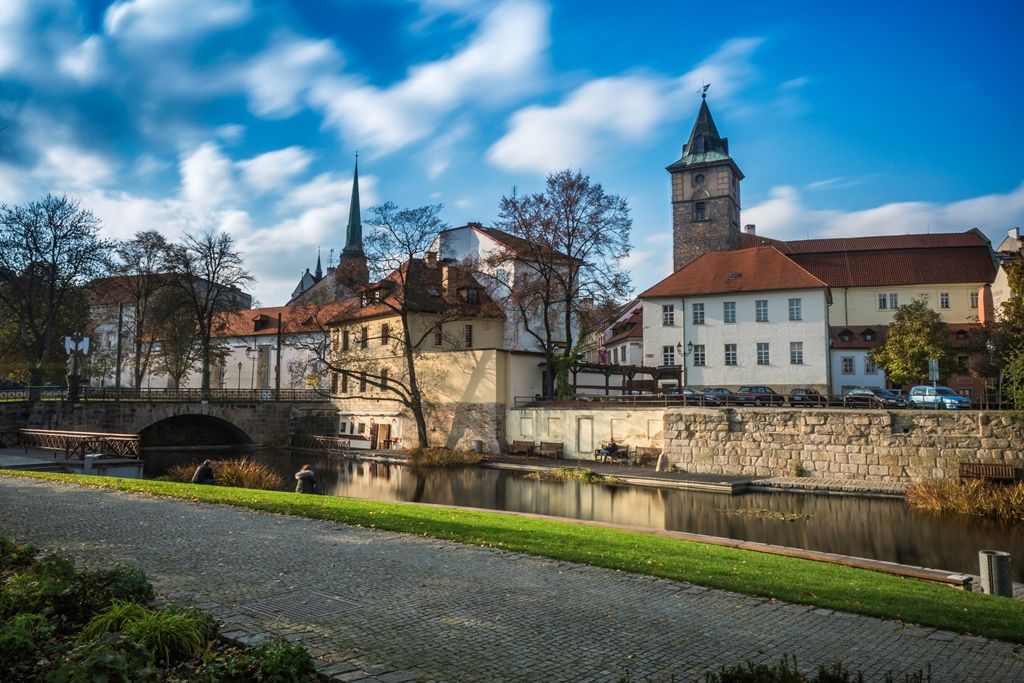 Mlýnská strouha se dočká opravy. Plzeň dá první miliony na zdi v havarijním stavu