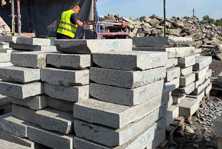NPÚ kritizuje práce na náměstí Republiky. Město podle něj nechrání historickou dlažbu