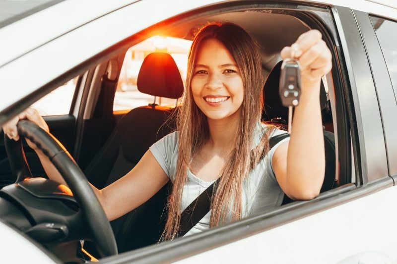 Plzeň spustila web pro budoucí řidiče. Pomůže s autoškolou i zkouškami