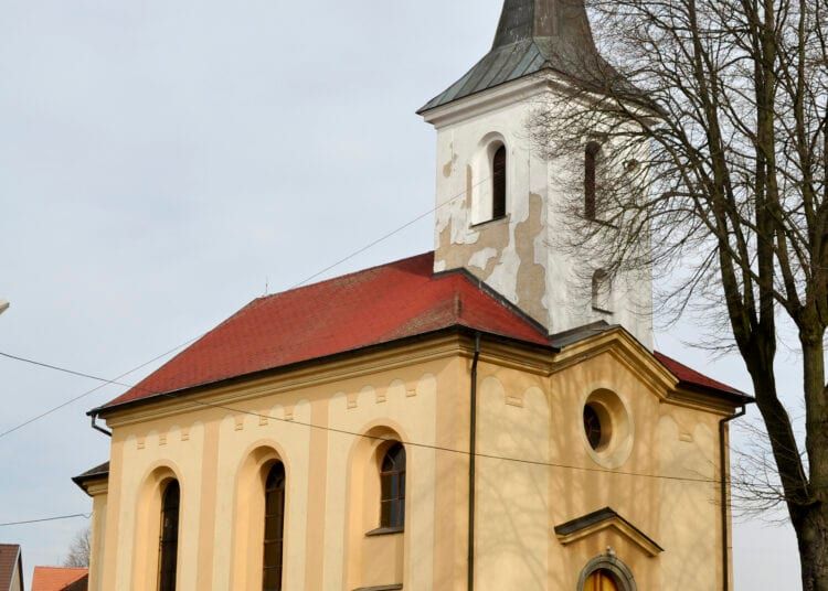 Plzeňský kraj rozdělí 30 milionů malým obcím na rekonstrukce budov