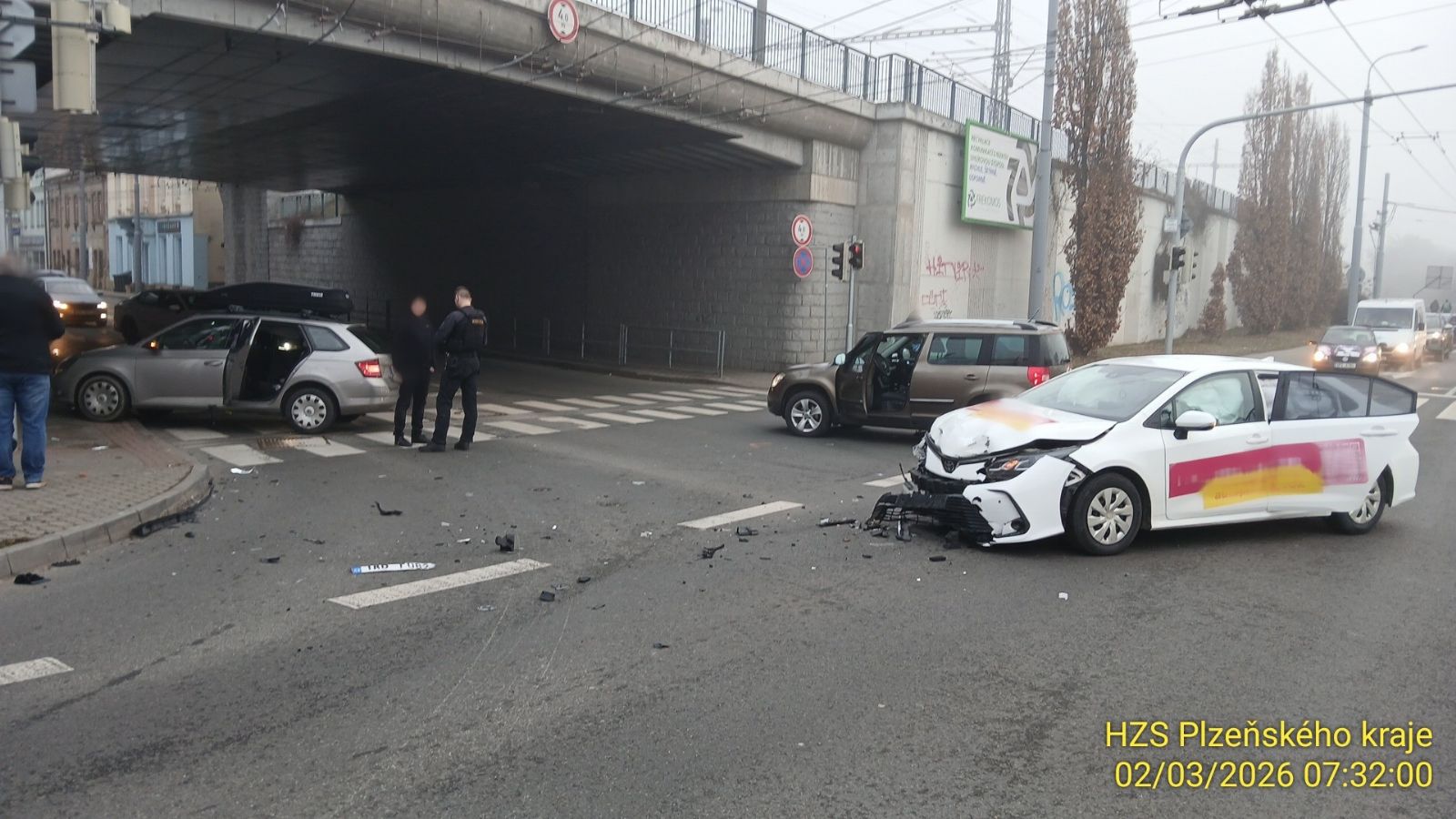 Ranní námraza zaskočila Plzeňsko, tři zranění