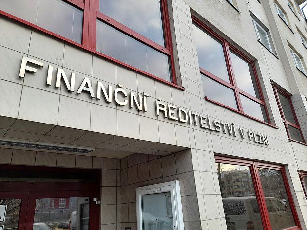 S přiznání k dani z nemovitostí máte čas do 2. února, FÚ pořádá výjezdy