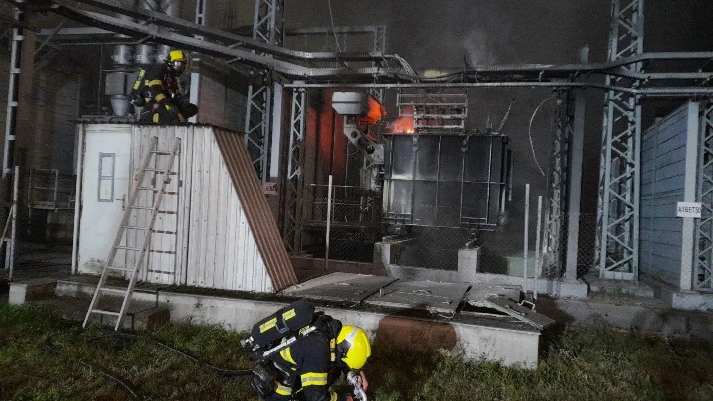 V Plzni hořel transformátor v areálu teplárny. Chemická laboratoř odebrala vzorky