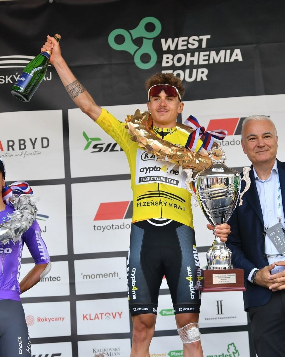 Václav Ježek vybojoval historický český triumf. West Bohemia Tour ovládl o sekundy