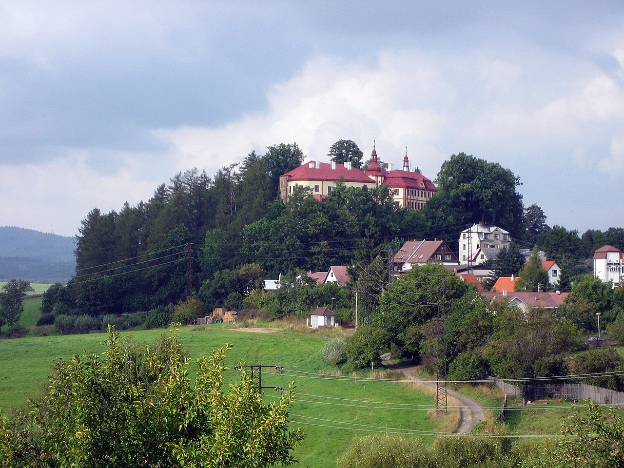 Zámek Bezdružice po zločincích je na prodej