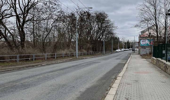 Zborovská v Plzni se na měsíc uzavře. V Doudlevcích čekejte objížďky i další zdržení