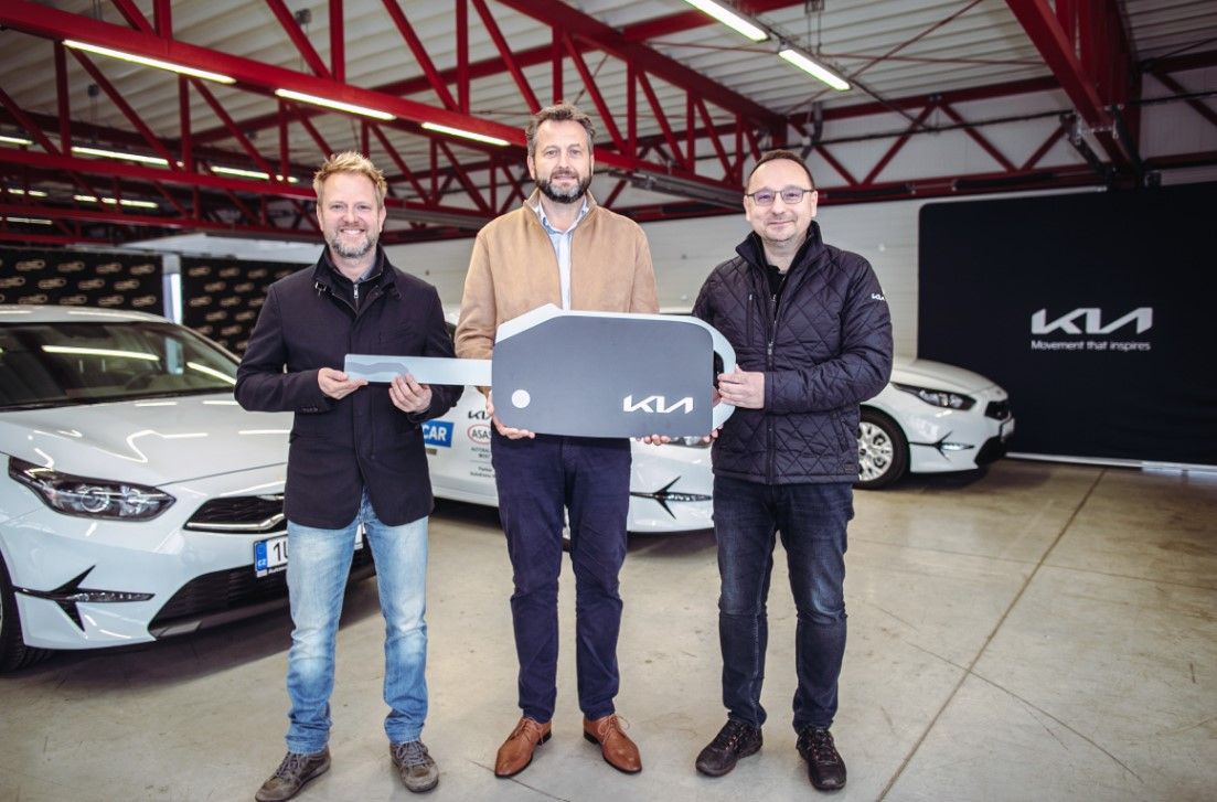 obrázek: Kia předala flotilu vozů Autodromu