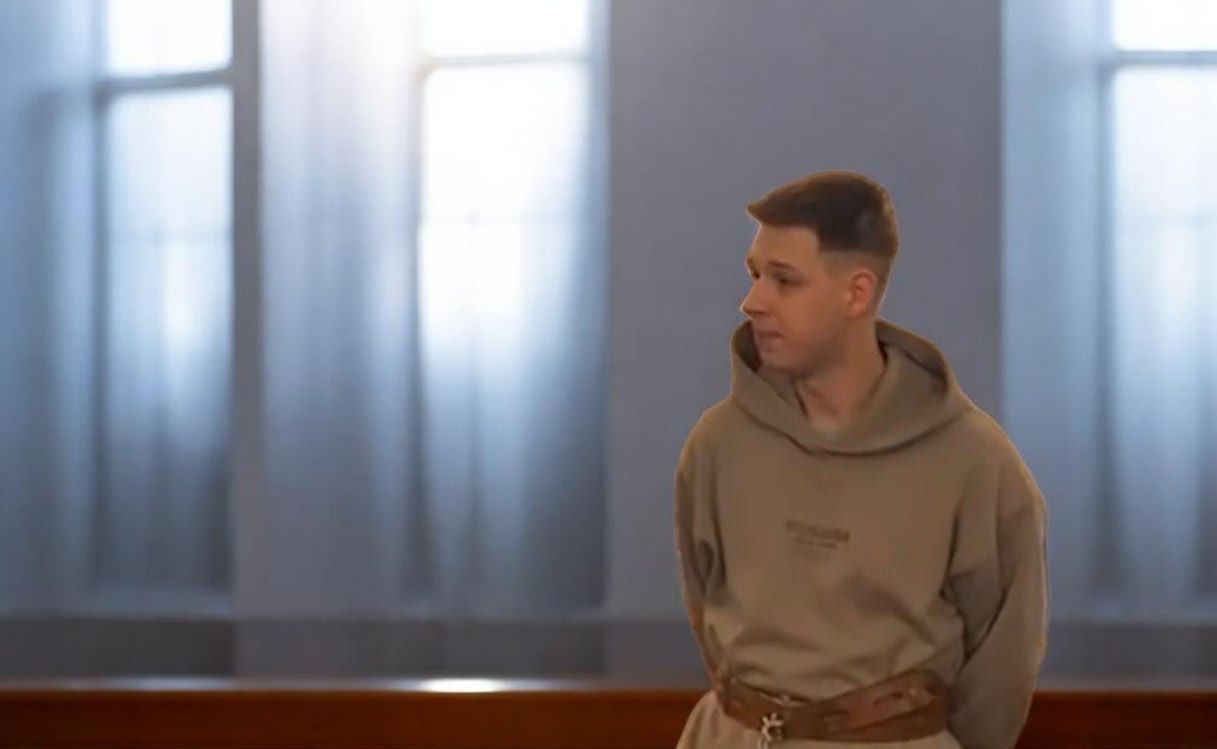 Mladík, který v Sušici pobodal náhodného kolemjdoucího, si odpyká 17 let