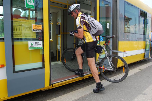 obrázek: Plzeňské tramvaje nově přepravují kola každý den