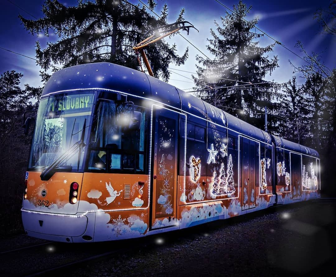 Vánoční tramvaj rozzáří Plzeň - speciální spoje na linkách 1, 2 a 4
