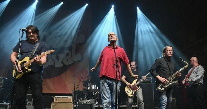 Tony Ducháček se vrací! GARAGE zahraje ve Starém Plzenci už o víkendu