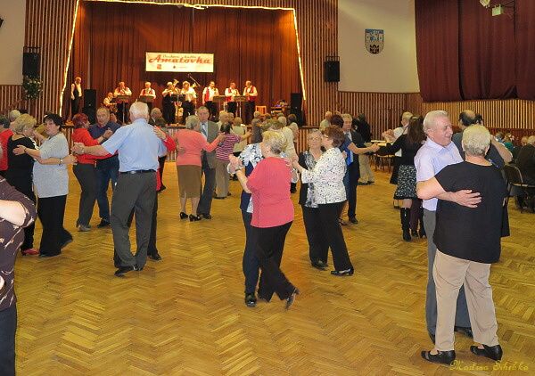 AMÁTOVKA ZAHRÁLA NA VALENTÝNA VE STŘÍBŘE