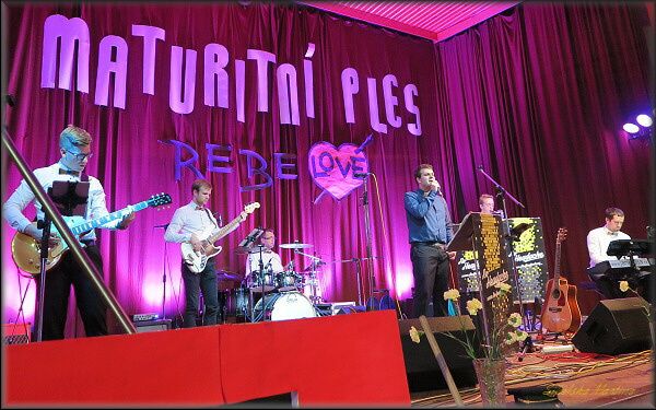 BUDOUCÍ MATURANTI JAKO REBELOVÉ