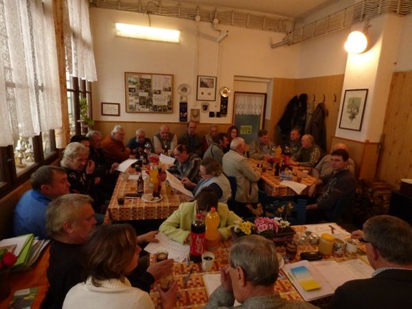 CHOVATELÉ HODNOTILI ROK 2015