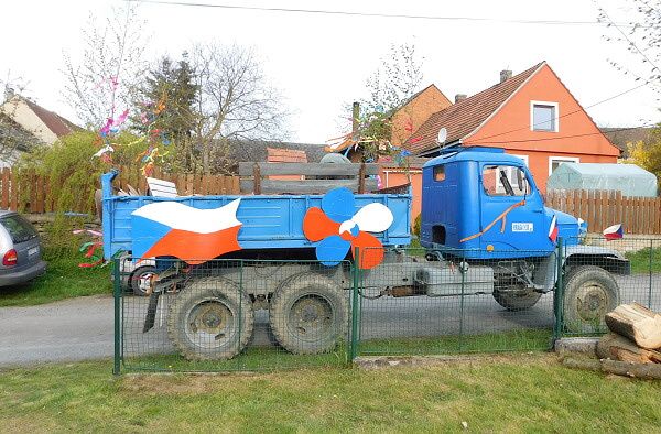 HORNÍ KOZOLUPY SLAVILY SE STRAHOVEM A DOMKY