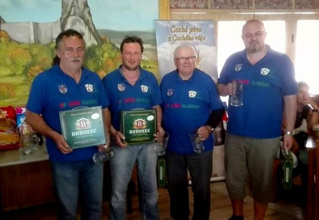 HRÁLI MARIÁŠ POD TROSKAMI