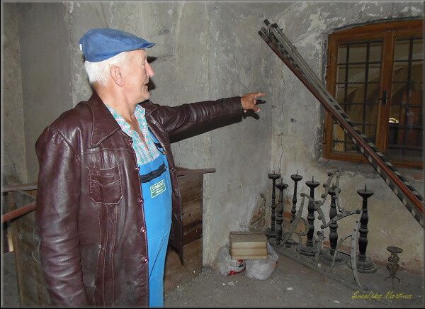 JAN FILIPČÍK NATAHUJE VĚŽNÍ HODINY UŽ 45 LET