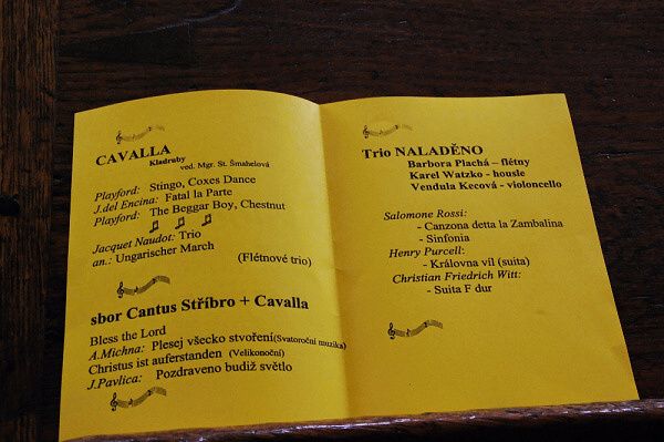 KATEDRÁLOU SE NESLY LIBÉ TÓNY