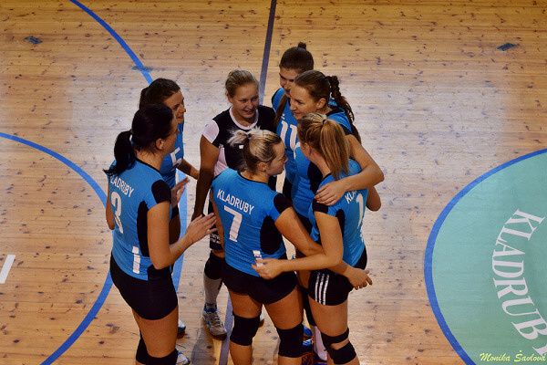 KLADRUBSKÉ VOLEJBALISTKY SMETLY DOMAŽLICKÉ