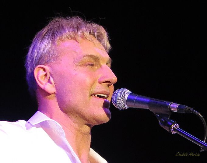 MARTIN MAXA: NEUSTÁLE SE NĚČÍM MUČÍM