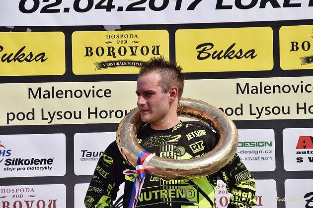 MOTOKROSAŘ RUDY WESCHTA VYHRÁL V LOKTI