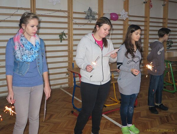 OHLÉDNUTÍ ZA POSLEDNÍM DNEM ŠKOLY V ČERNOŠÍNĚ