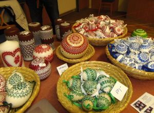 POMŮŽETE S VELIKONOČNÍ VÝSTAVOU?