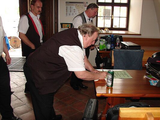 STAVOVANKA HRÁLA PŘED RADNICÍ